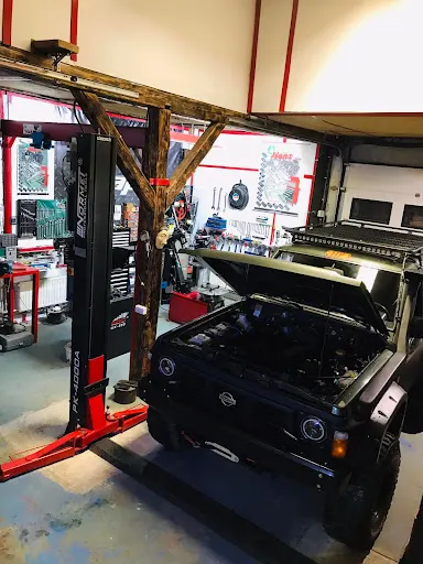 Walas Auto Serwis Wulkanizacja - Konserwacja podwozia, Przechowalnia opon